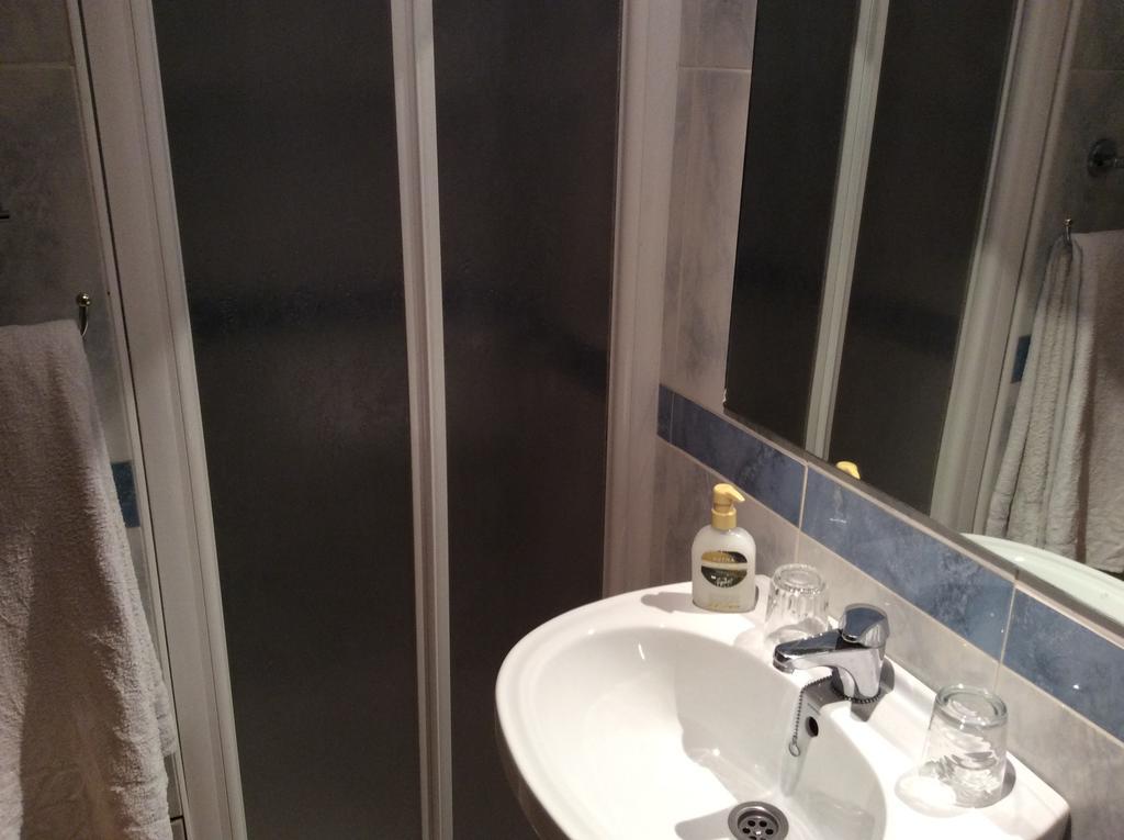 Triple Room Private Bathroom